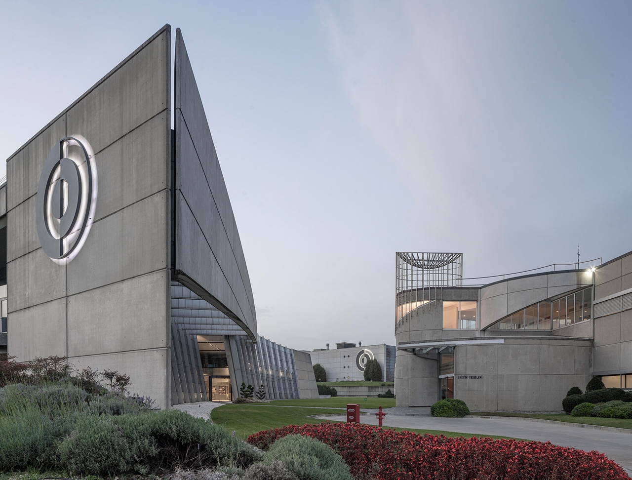 Abdi İbrahim İlaç Fabrikası